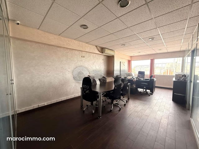 Office for Sale 105 m² La Gironde Casablanca — Casablanca