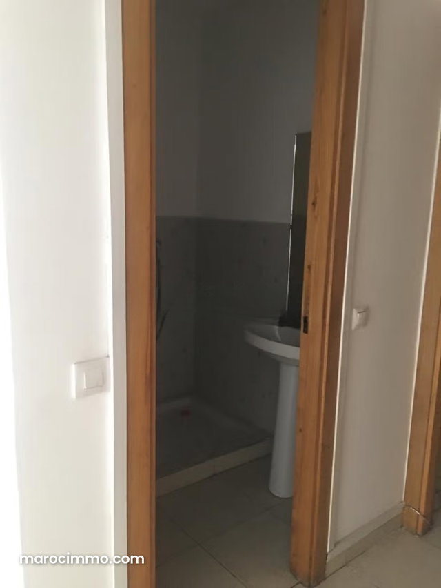 Bureau de 75 m² à louer à maarif 7000 dh — 2