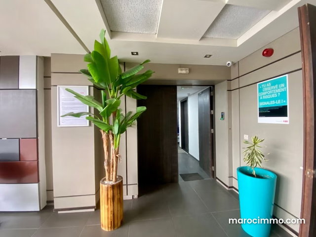 Office Space 294m2 La Colline Sidi Maarouf — 2