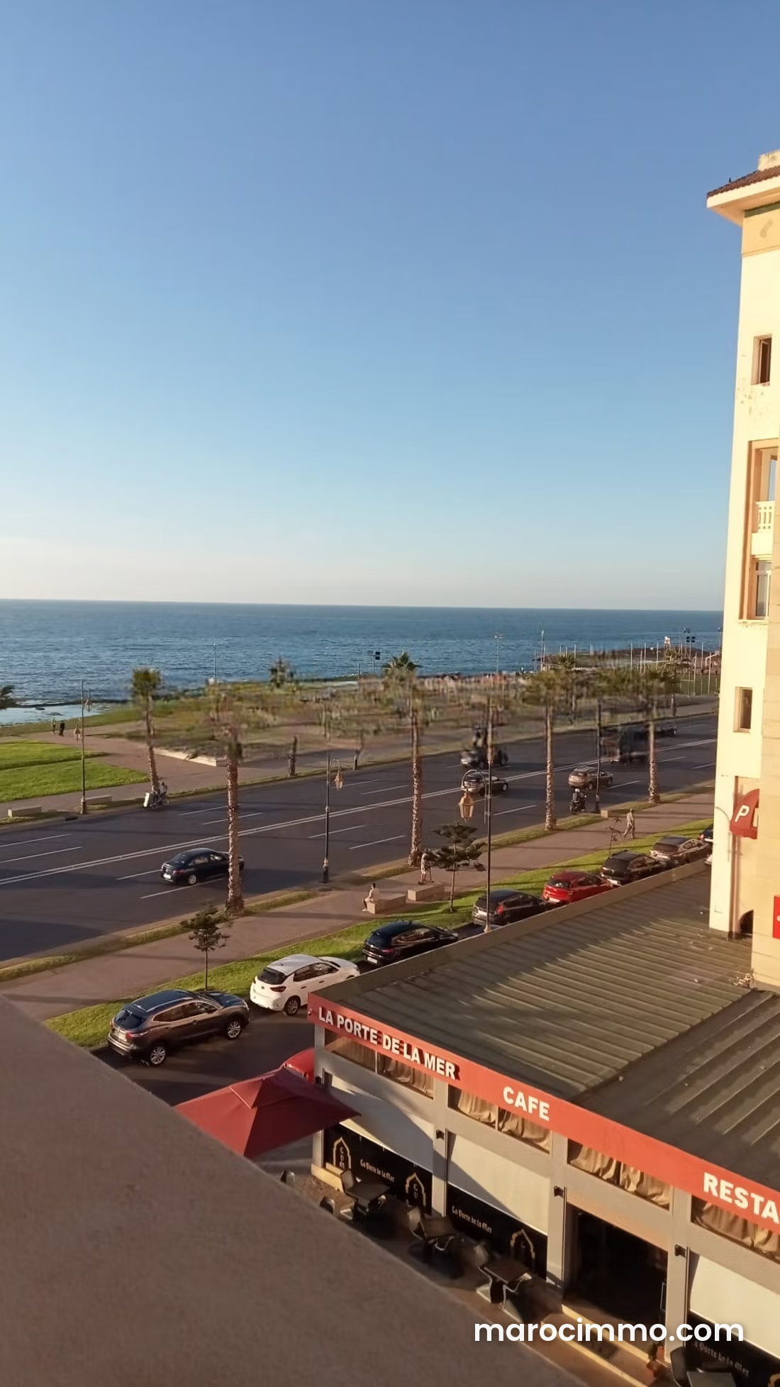 Sea-view apartment with terrace for rent in Sabbah — Sabbah