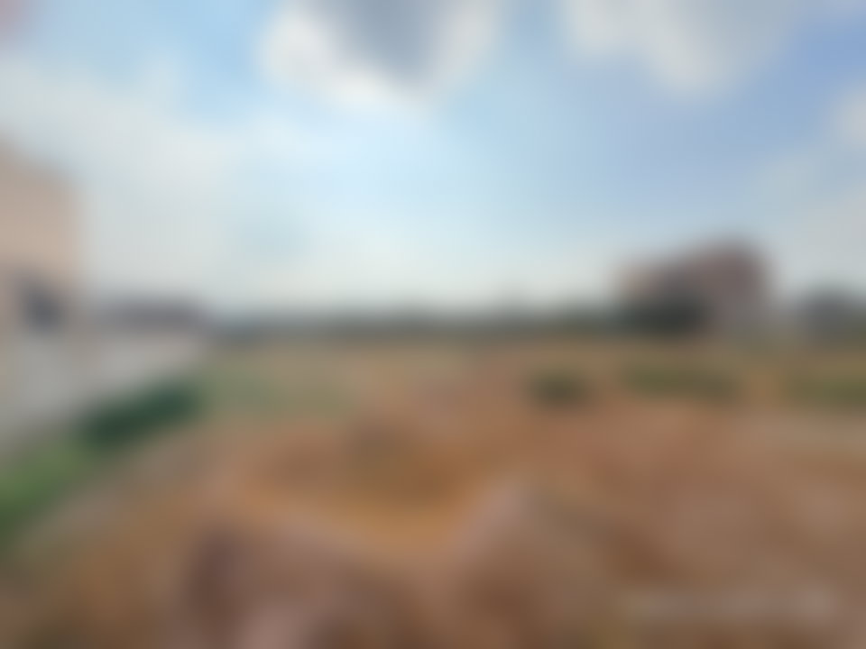 أرض محفظة لبناء فيلا راقية 2300 م² بحي لالة هيا مراكش