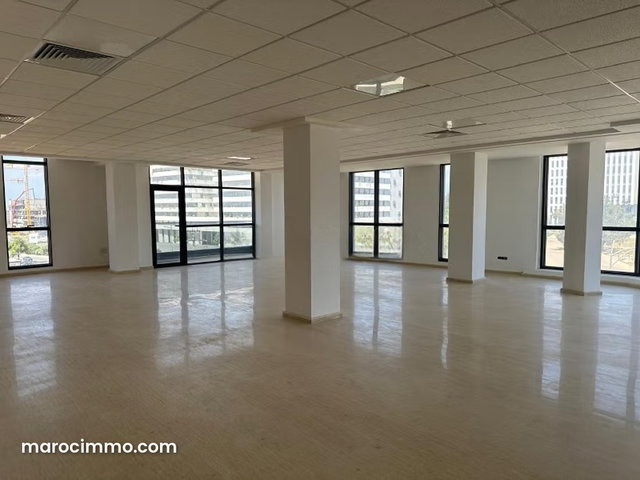 Plateau de bureau à louer sur Bd ZOULIKHA NACIRI — 2