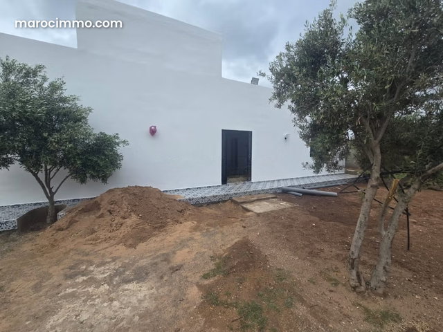 3-Bedroom Villa with 1500 sqm Garden — 3