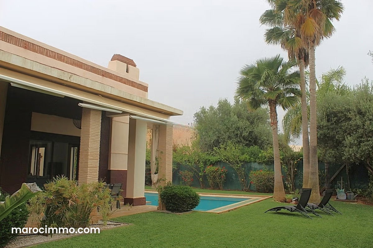 Magnifique villa sur un terrain joliment arboré