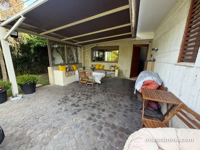 Splendide villa à vendre à Errahma. 4 chambres. Porte blindée, sécurité — 5