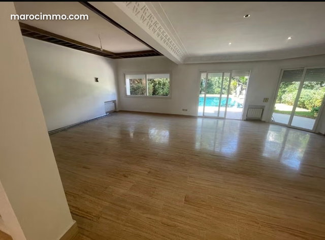 Luxury Villa for Rent in California. 510 sqm. Fully equipped with fireplace and air conditioning — 3