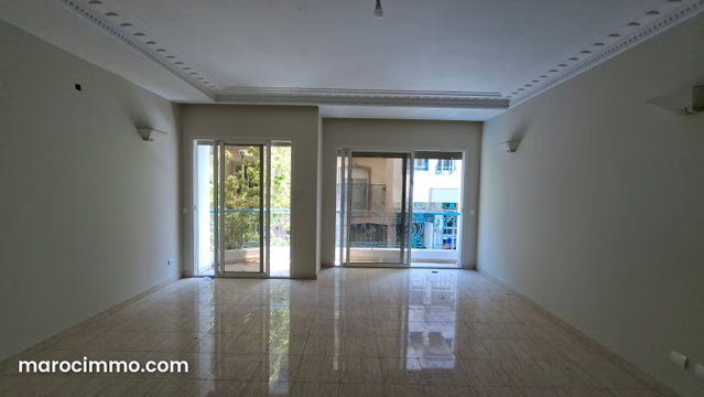 Apt 168 m² 3 chambres retapé plein sud — 2