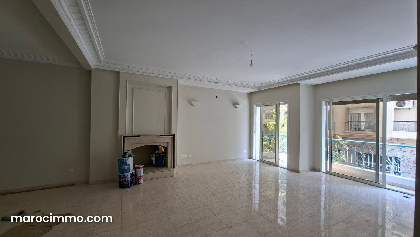 Appartement 4 pièces à Racine Casablanca avec garage — Casablanca