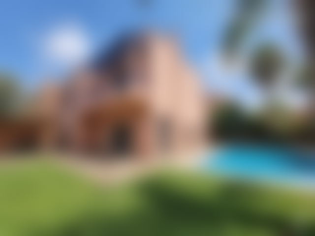 550 m² Villa with Pool and Garden, Casablanca Road, Marrakech — Marrakesh