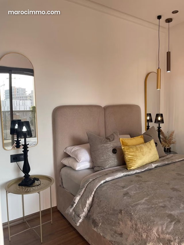 Super Studio Meublé à Louer au coeur de CFC — 4