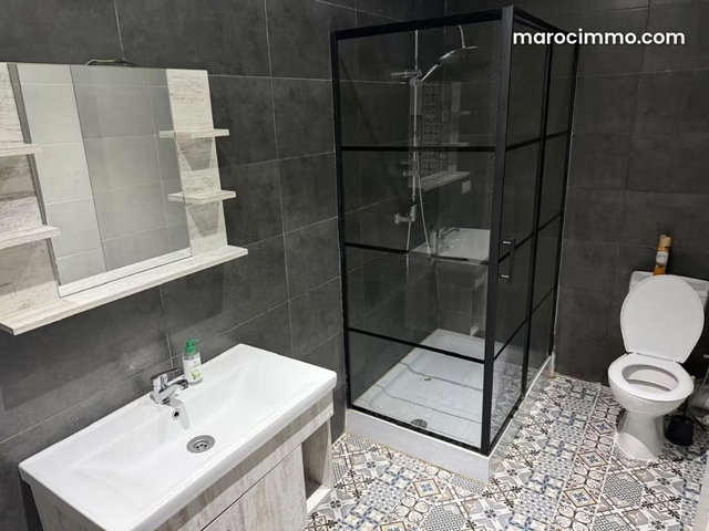 Location d'un appartement à Mesnana. 3 pièces. Meublé — 2