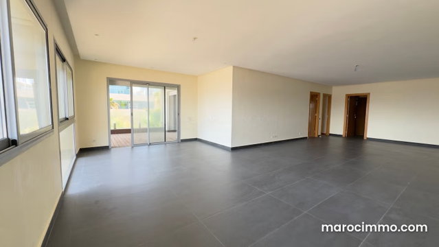 MAGNIFIQUE Appartement à vendre MARINA — 4