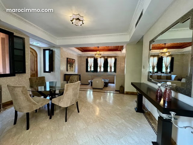 185 m2 Duplex in a Residence with a Pool — 5