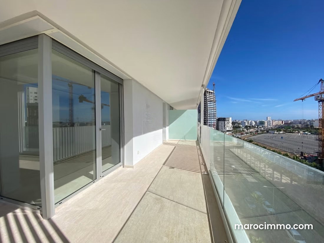 124 sqm Apartment, 2 Bedrooms in Casablanca Finance City — Casablanca