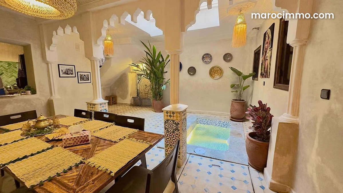 Trouvez votre riad à acheter à Ben Saleh. Surface totale 200 m². Climatisation et piscine