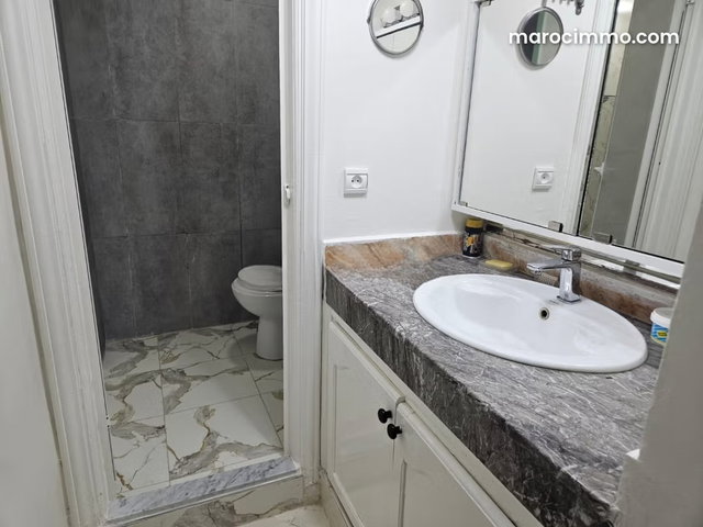 Loue, appartement de 170 m2, quartier residenciel — 3