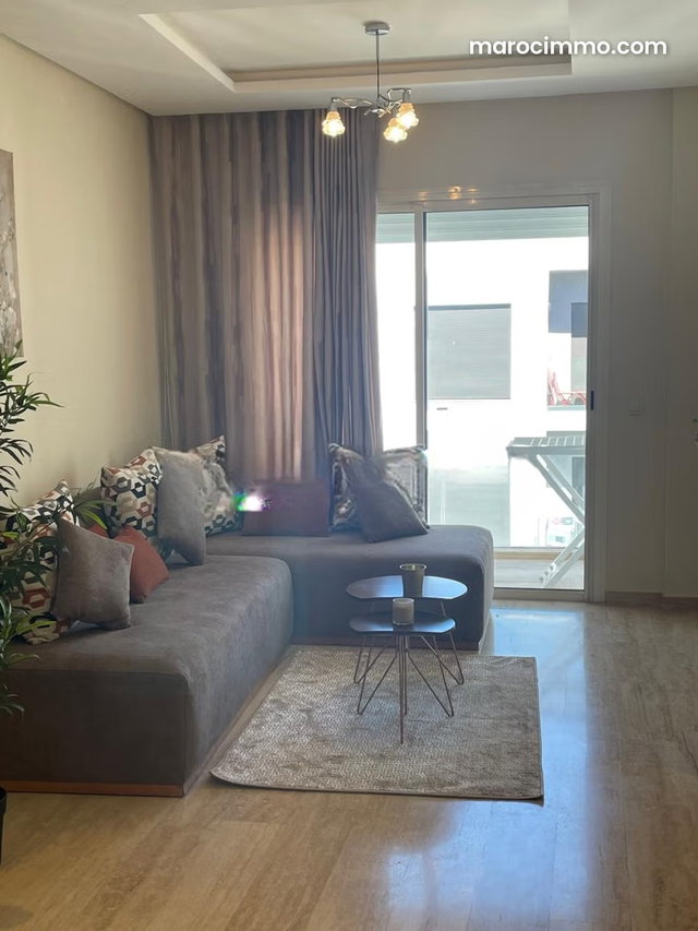 Studio meublé à louer Maarif extension — 2