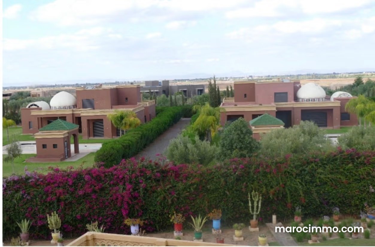 Exceptional Villa on Route d'Amezmiz, Marrakech, 1 Hectare of Landscaped Grounds — Marrakesh