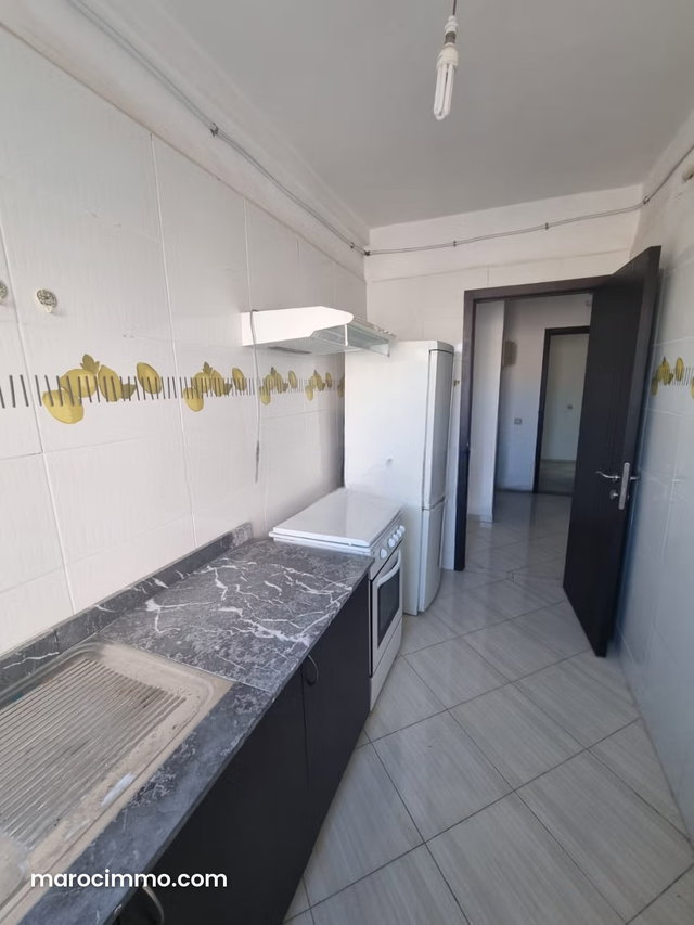 Superbe appartement à vendre à Hay Mohammadi. 3 chambres agréables. Système de climatisation — 4