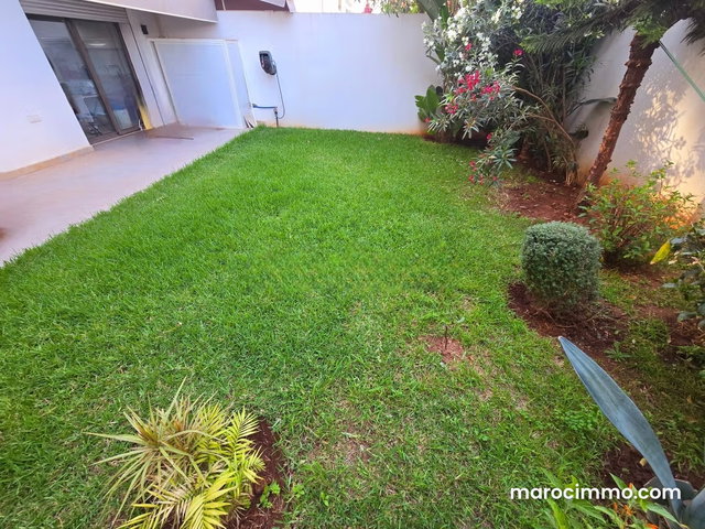 Duplex avec jardin privatif à Californie — 2