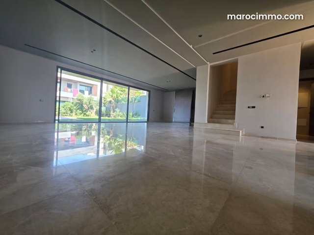 Villa neuve à louer ain diab 4 chambres piscine — 2
