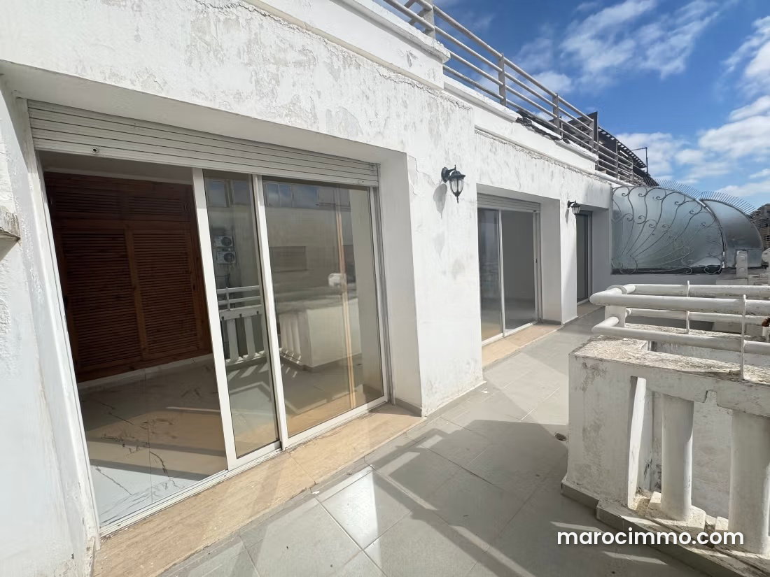218 sqm Top-Floor Apartment, Gauthier, Casablanca — Casablanca