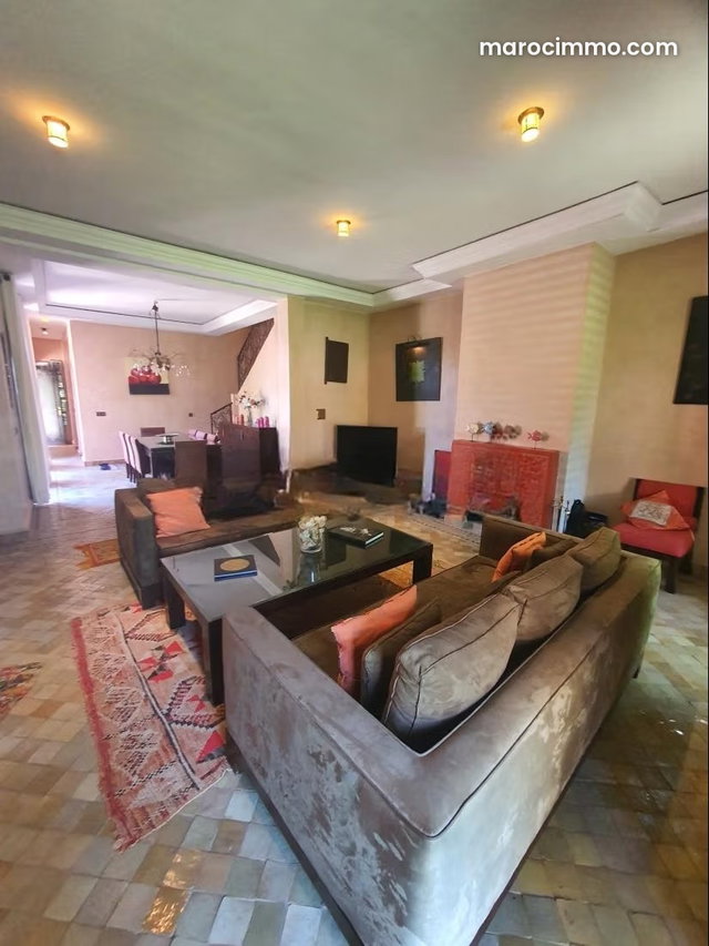Sublime Riad En Vente à la Palmeraie — 2