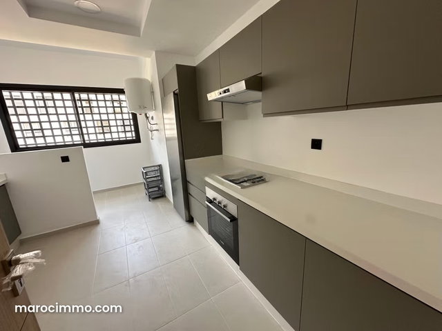 Appartement à louer à Ain Diab Extension 3 chambres. Bien meublé — 3