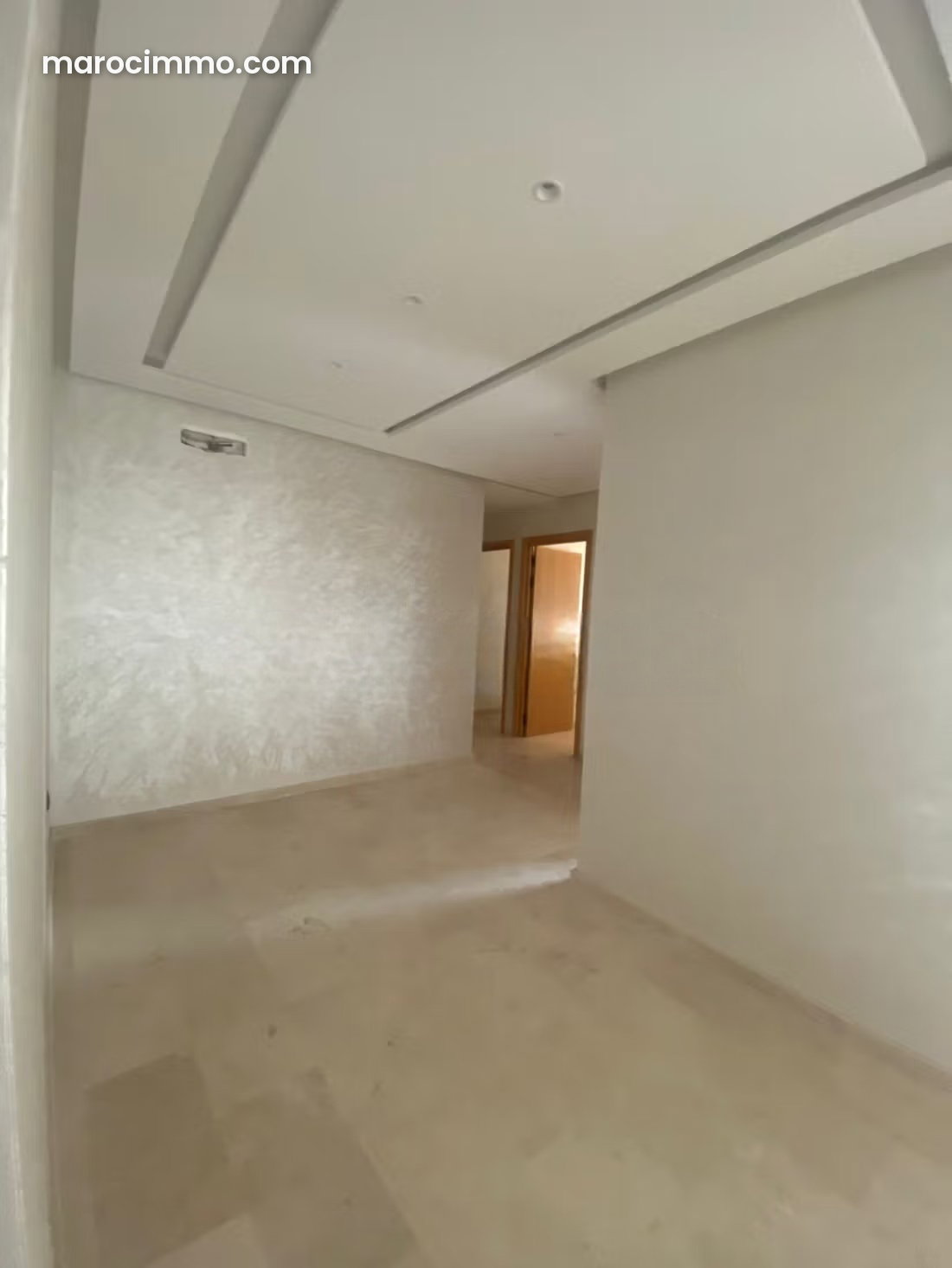 Appartement 3 chambres, Bouskoura centre, résidence récente — Bouskoura