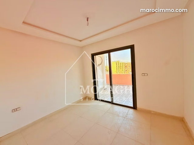 Bel appartement 2 chambres sur résidence piscine — 2