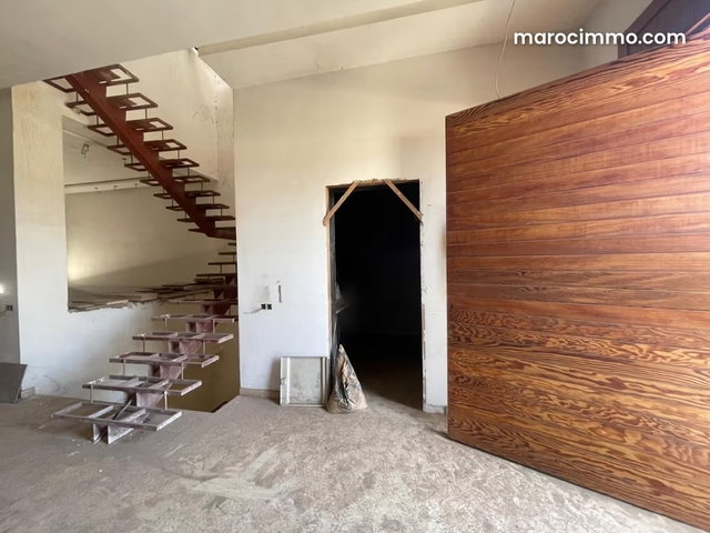 Magnificent almost finished villa for sale in Bouskoura — 4