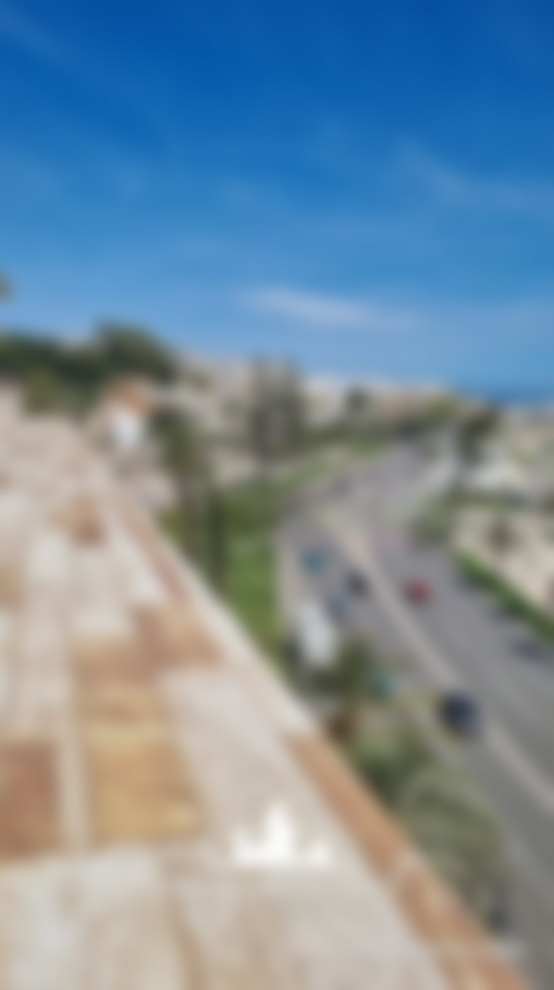 شقة مفروشة بإطلالة بحرية للإيجار بحي دي لا بلاج طنجة