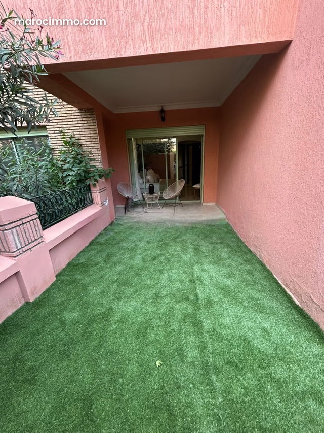 Appartement à louer à Hivernage. 5 pièces. Bien meublé — 4