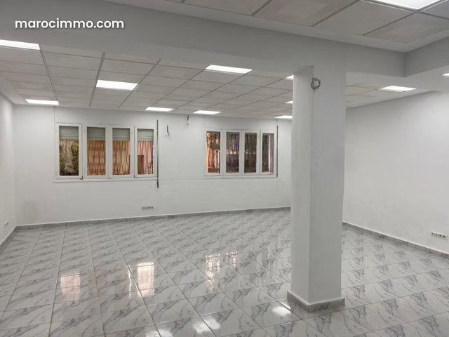 À louer – Open space usage bureaux Gauthier — 3