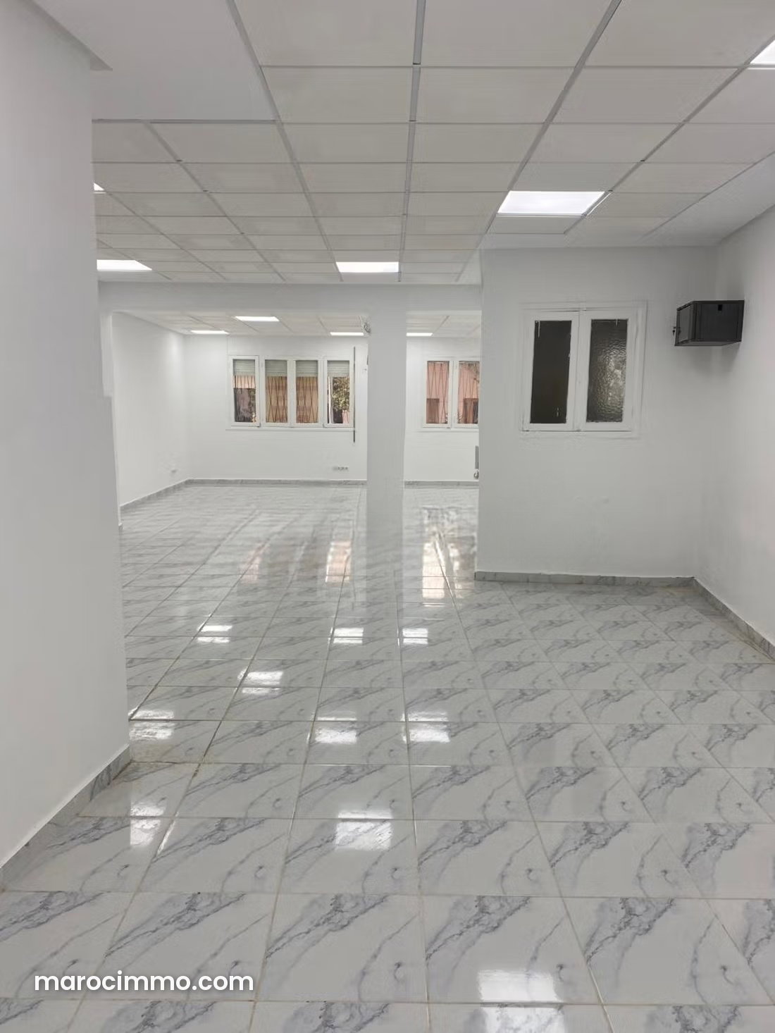 84 sqm office for rent, Gauthier, Casablanca, network-equipped — Casablanca
