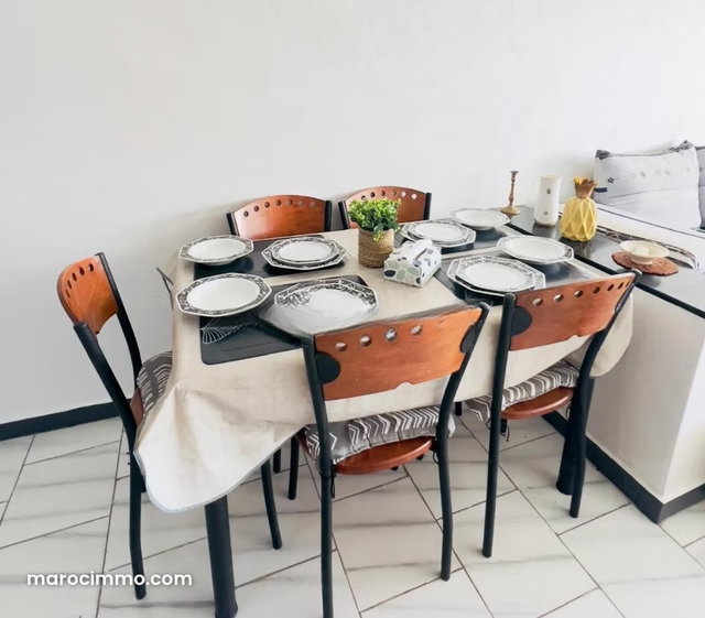 Appartement en plien centre ville Sahat El Oumam — 2