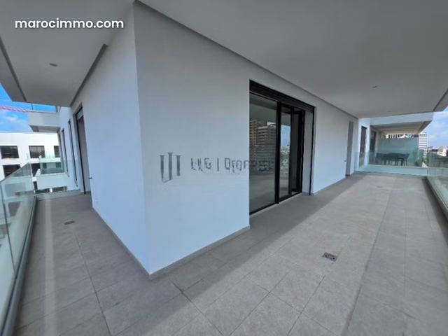 Appartement t4 de 186m² – 3 chambres – grande terr — الدار البيضاء
