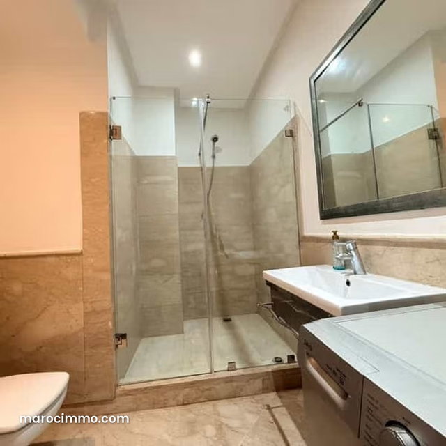 Appartement à Vendre de 117.0 m² à Casablanca, Racine — 4