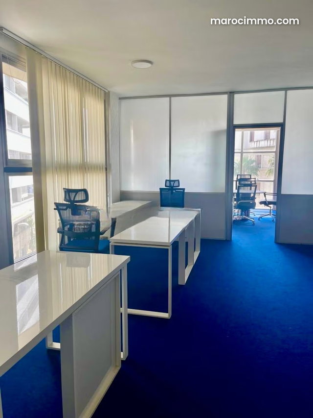 Bureau équipé 80m² – Zerktouni — 2
