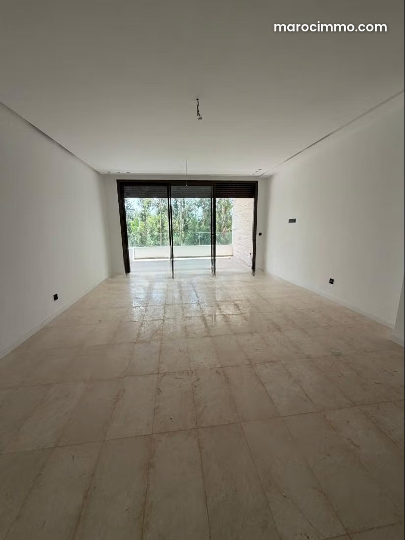 2-Bedroom Apartment with Terrace in Souissi, Rabat — Rabat