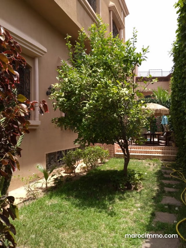 Villa de standing à Targa – 550 m² avec piscine — 2