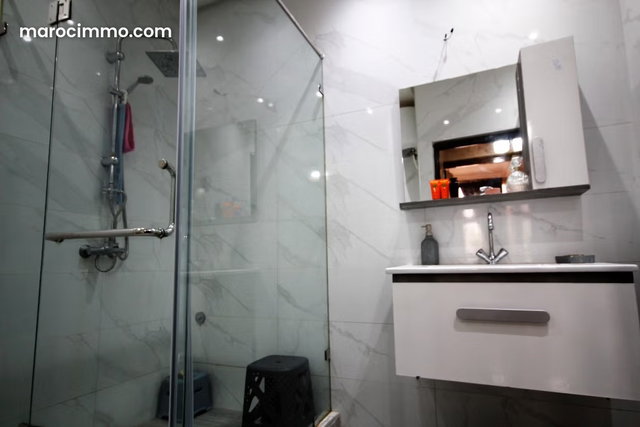 2-Bedroom 208 m² Apartment on Rachidi Boulevard in a Quiet Area — 5