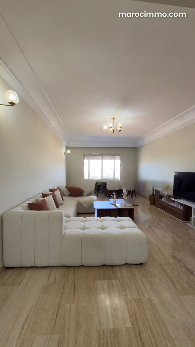 Appartement sur les champs 3 ch meublé — 3