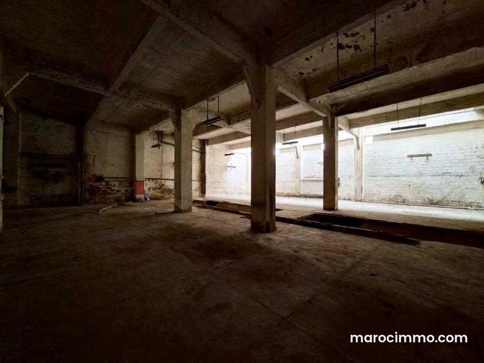 Large Retail Space for Sale in Maarif Extension