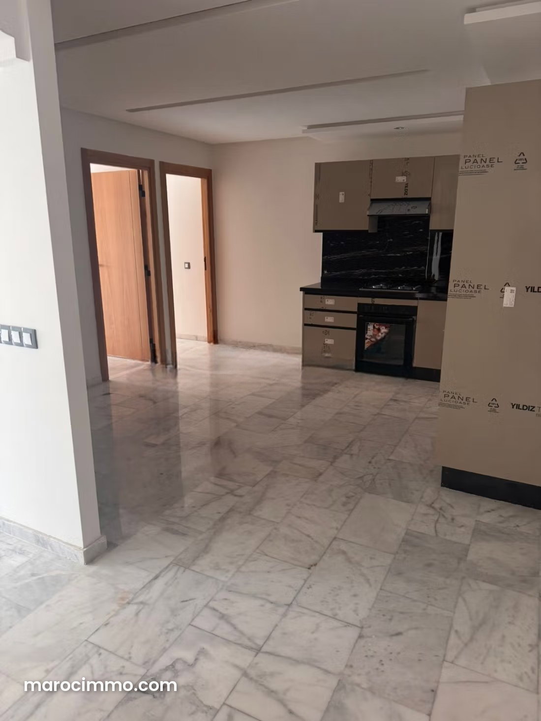 82 m² Apartment, Gueliz, Marrakech, Mountain Views and High-End Finishes — Marrakesh