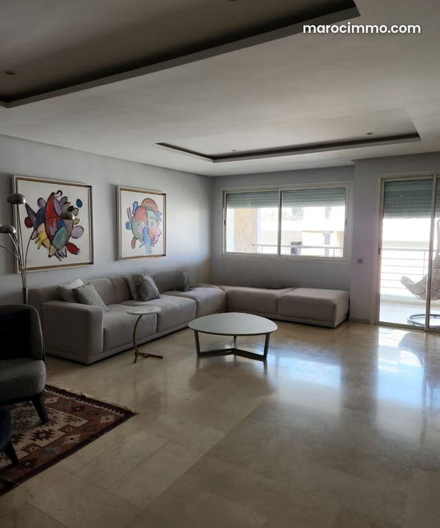 240m² meublé haut de gamme avec piscine Hay riad — Rabat