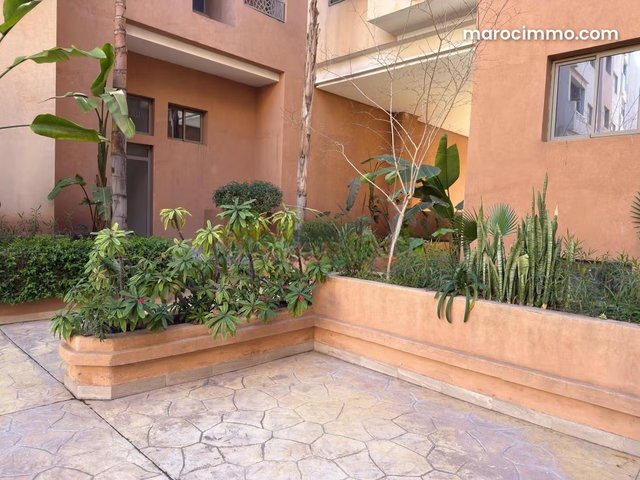 For Sale: Apartment on Route de Safi. 2 Comfortable Bedrooms. Secure Door, Satellite Dish — 5