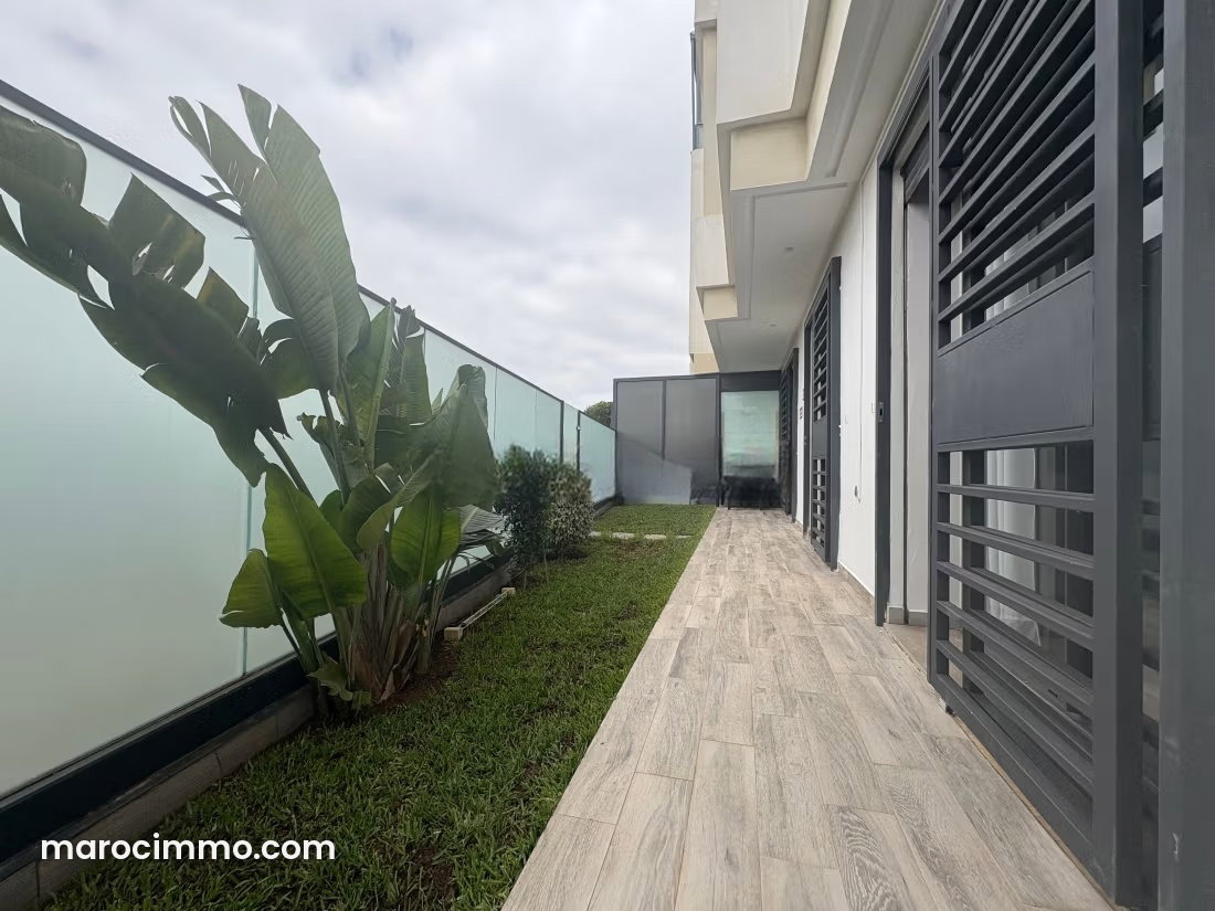 3-Bedroom Apartment with Garden in Mandarona, Casablanca — Casablanca