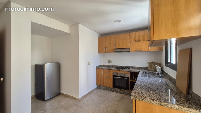 A louer Appt 200m2 2ch Racine — 5