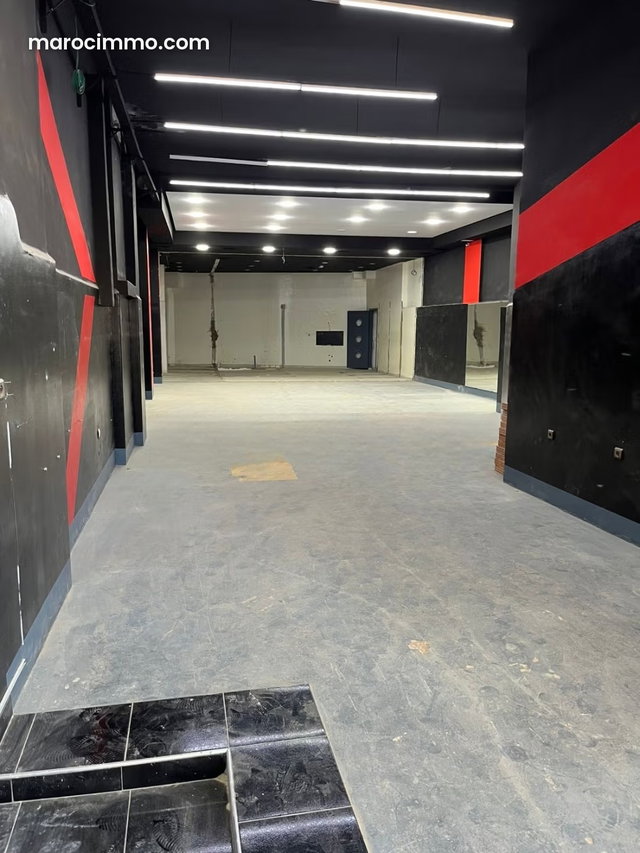 Commercial space for rent on bd ghandi — 2